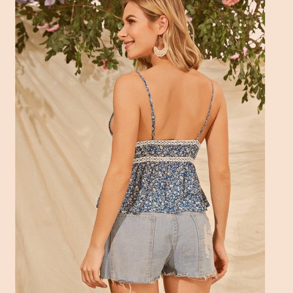 Ditsy Floral Ruffle Hem Cami Top - Picture 2 of 3